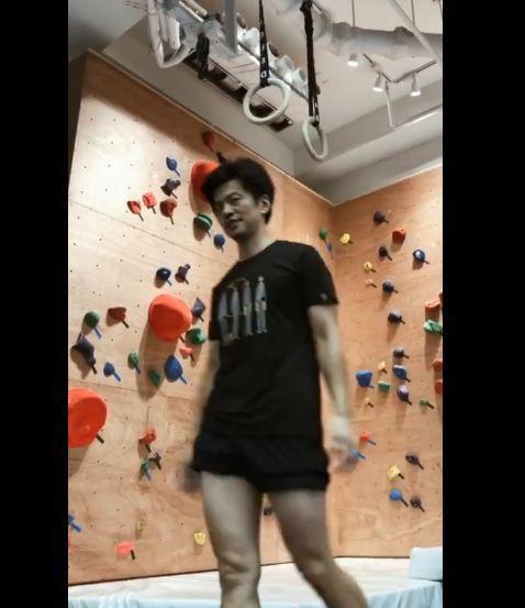 范哥爆料动作大全视频播放,精彩瞬间回顾 第3张 范哥爆料动作大全视频播放,精彩瞬间回顾 第3张