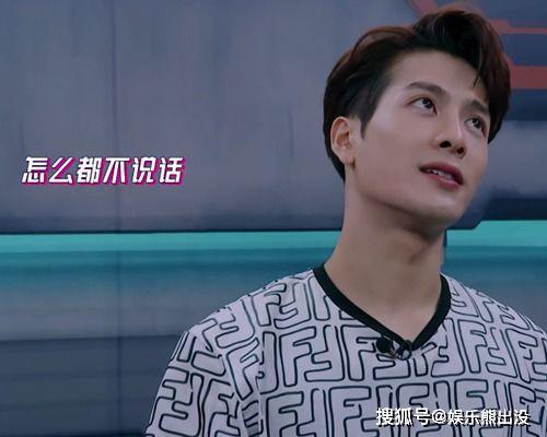 娱乐吃瓜君王嘉尔,娱乐吃瓜界的“瓜王”传奇  第3张