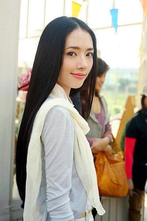 娱乐圈爆料的晋江文女主,逆袭娱乐圈的璀璨星途