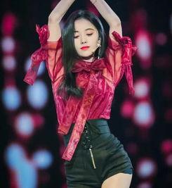 爆料朱正廷鞠婧祎视频,甜蜜瞬间引网友热议