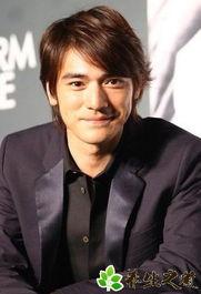 娱乐吃瓜老牌男星是谁啊,吃瓜群众热议的“老牌男星”究竟是谁？